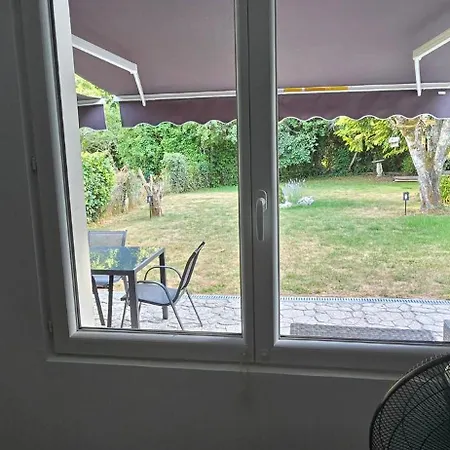 Gasthuis Accesible Countryside Retreat With Private Garden And Modern Facilities Chassenon