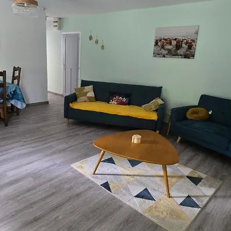 Accesible Countryside Retreat With Private Garden And Modern Facilities 4* Chassenon