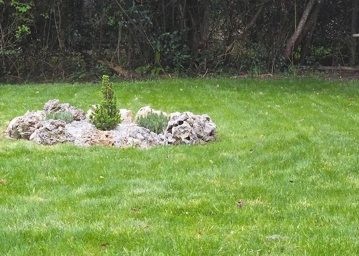 Accesible Countryside Retreat With Private Garden And Modern Facilities